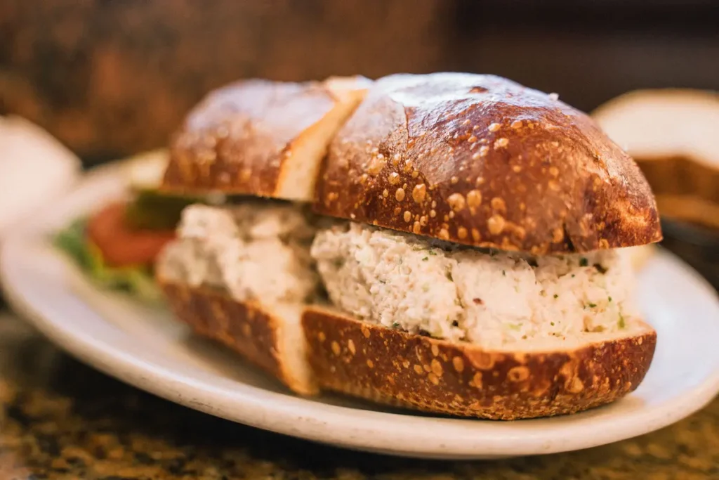 Simple Tuna Salad Sandwich: Three Easy Ways to Enjoy It 2 Classic Creamy Tuna Salad Sandwich