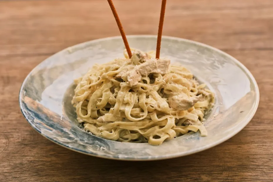 Creamy Chicken Alfredo Pasta for Beginners: 30-Minute Recipe 2 Creamy Chicken Alfredo Pasta